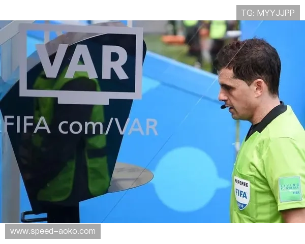 足球传奇之路：历代球星的辉煌成就与足坛风云变幻